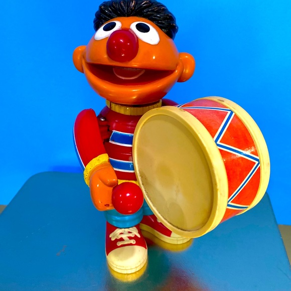 SESAME STREET VINTAGE ERNIE WIND UP DRUMMER TOY BY ILLCO JIM HENSON MUPPETS 7” - Picture 7 of 16